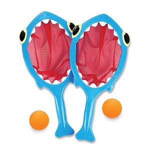 Melissa and Doug Spark Shark Toss & Catch Pool Toy